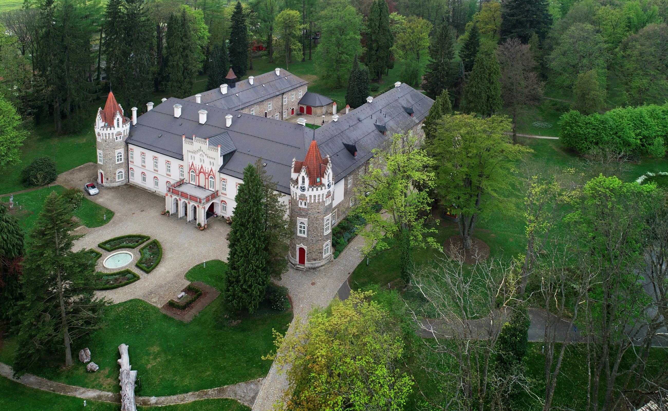 Ubytováni na zámku Luxusní hotel Chateau Herálec